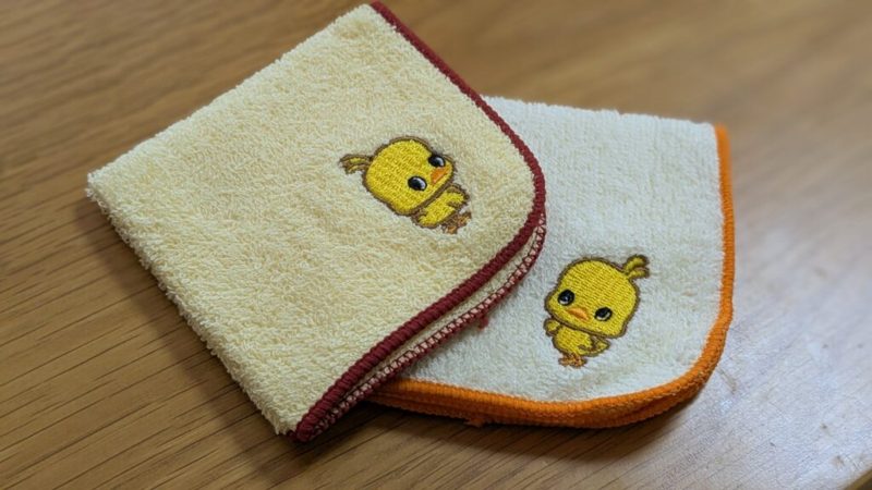 刺繍入りハンカチ